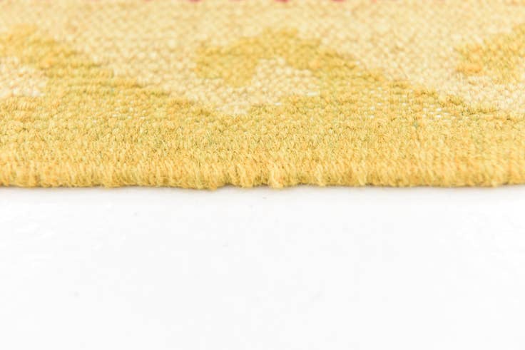 Detail image of 4' 7 x 6' 7 Hand Woven Kilim Waziri Wool Rug