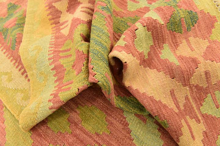 4' 7 x 6' 7 Hand Woven Kilim Waziri Wool Rug