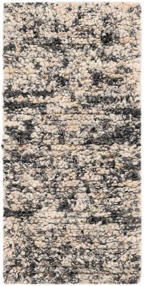 Detail image of 2' x 4' 1 Hand Woven Haka Deluxe Shag Runner Rug