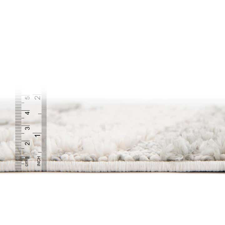 5' 3 x 8' Cherokee Rug
