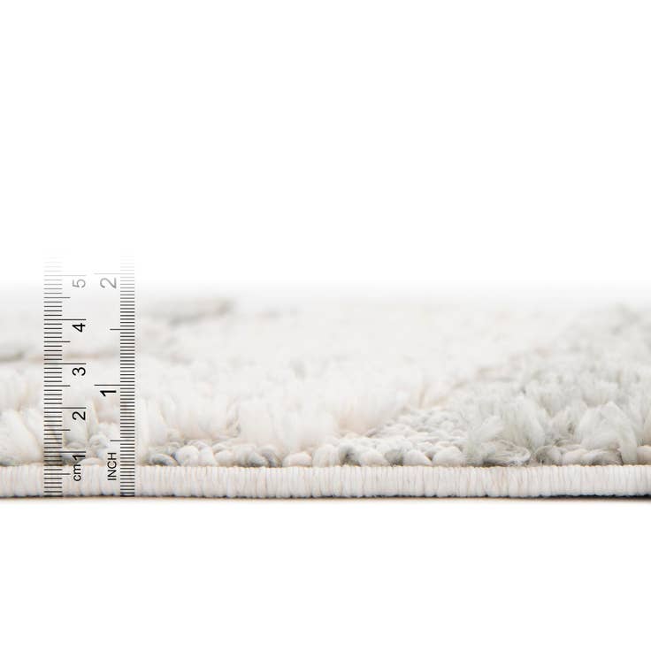 Detail image of 7' 10 x 10' Cherokee Rug