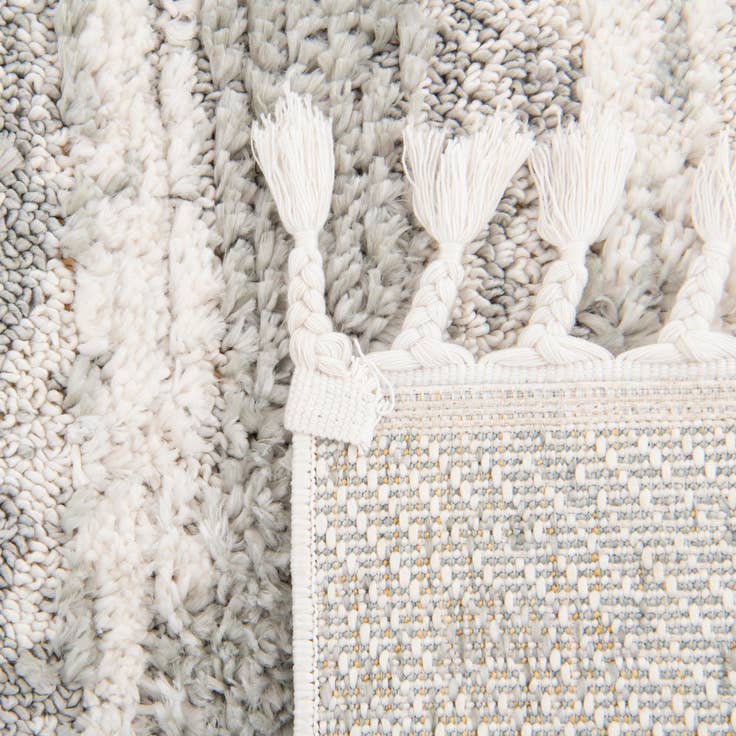 Detail image of 7' 10 x 10' Cherokee Rug