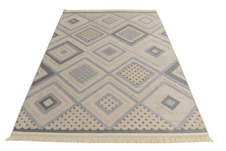 Detail image of 5' 2 x 7' 3 Arlo Rug