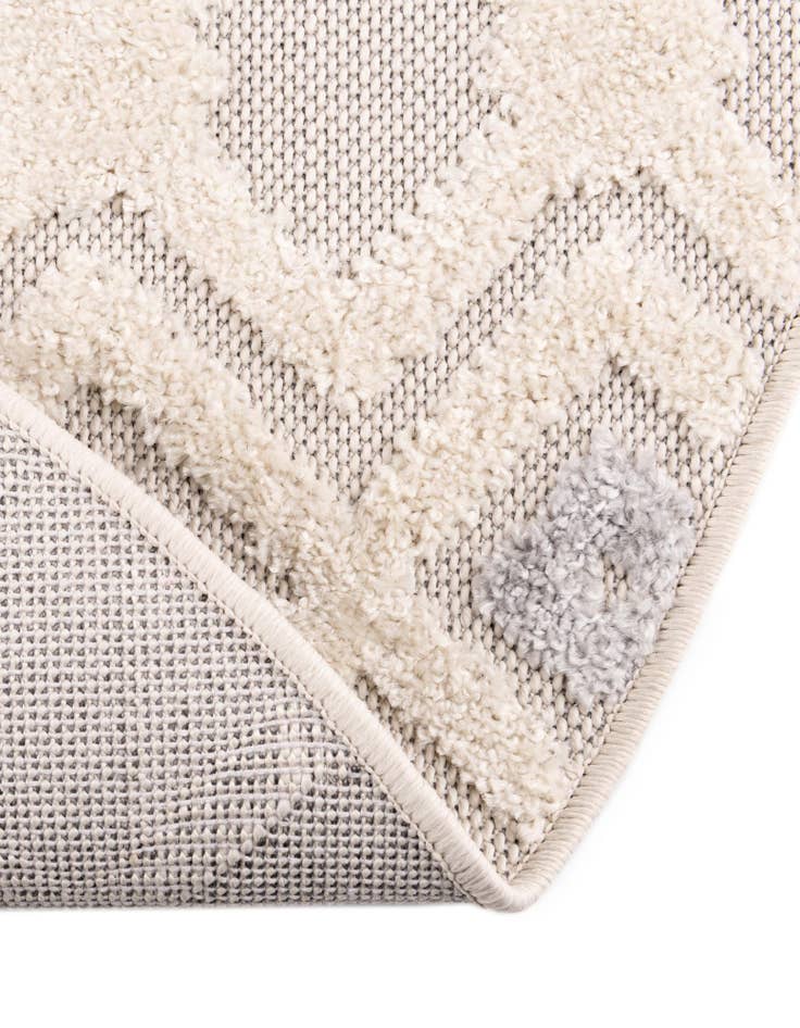 Detail image of 5' 3 x 5' 3 Arlo Round Rug