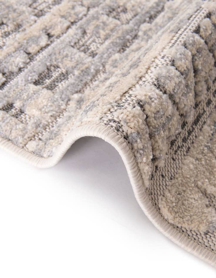 Detail image of 7' x 7' Arlo Round Rug