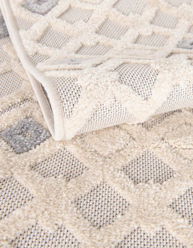 Detail image of 2' 7 x 12' Arlo Runner Rug