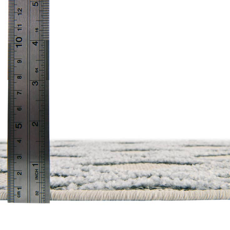 Detail image of 2' 7 x 12' Arlo Runner Rug