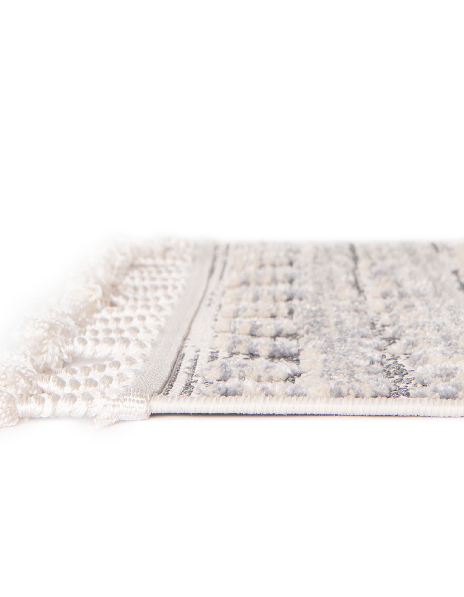 5' 3 x 5' 3 Arlo Square Rug