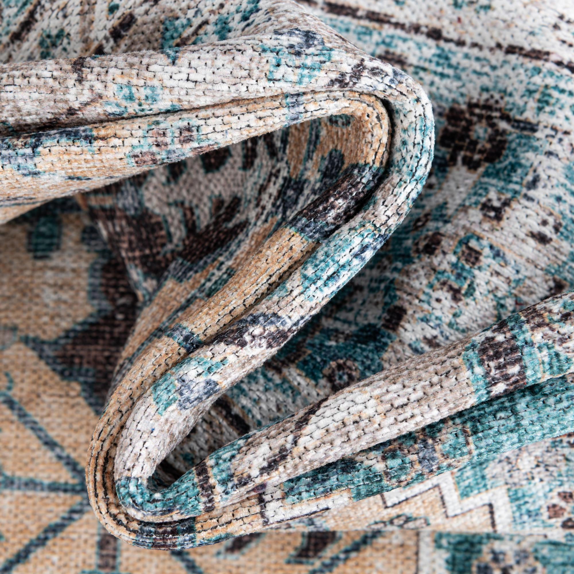 4' x 4' Washable Yara Round Rug