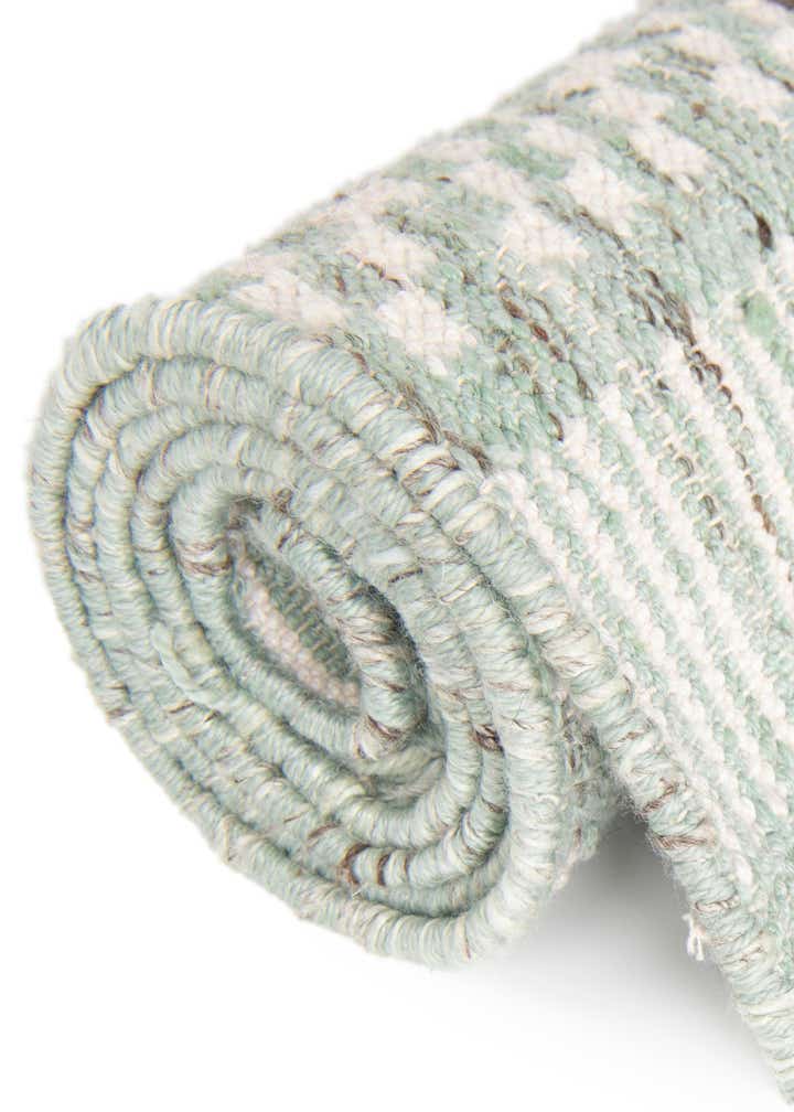 5' 1 x 8' Easy-Clean Eco Bohemian Indoor / Outdoor Rug