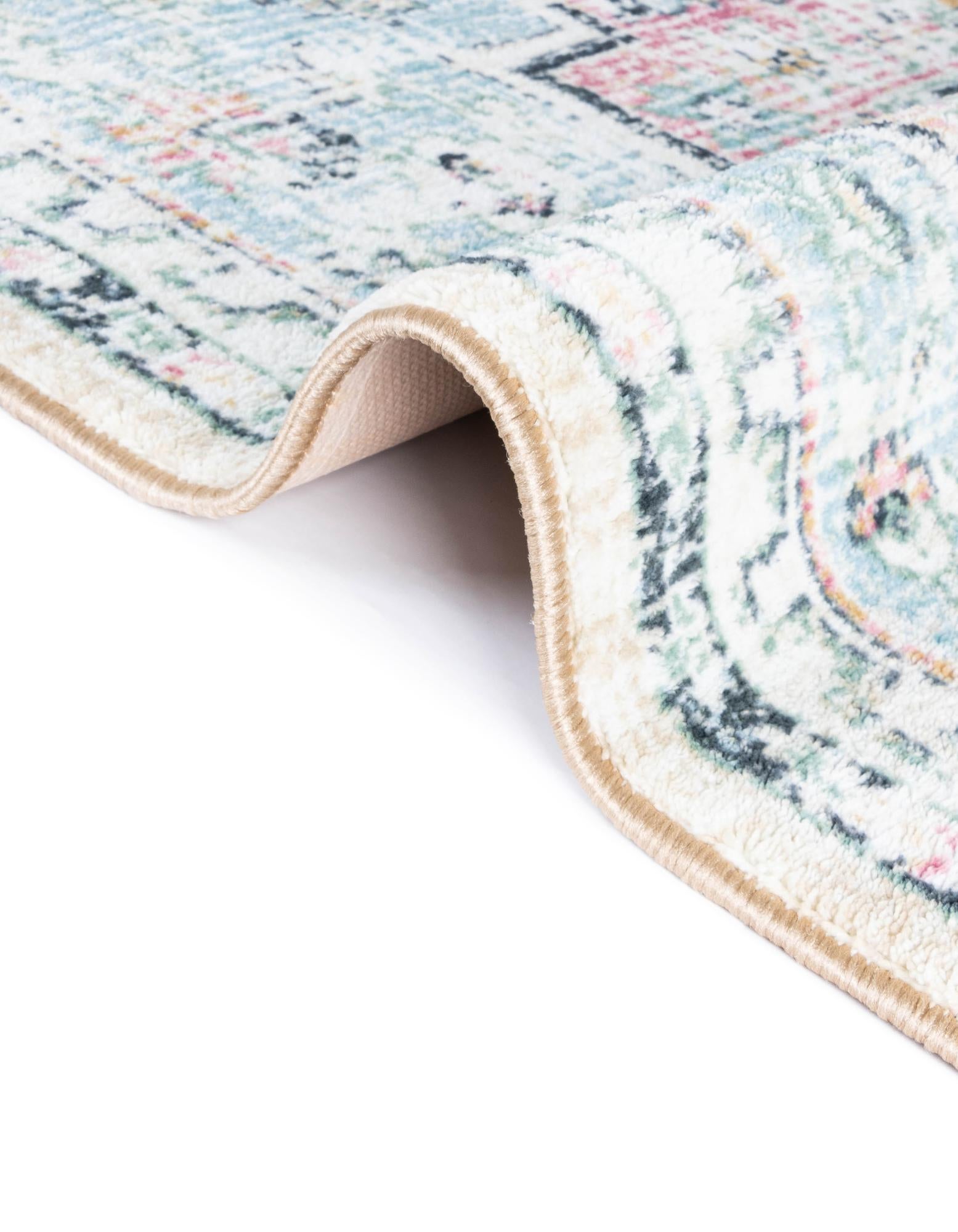 4' 4 x 6' Medina Rug