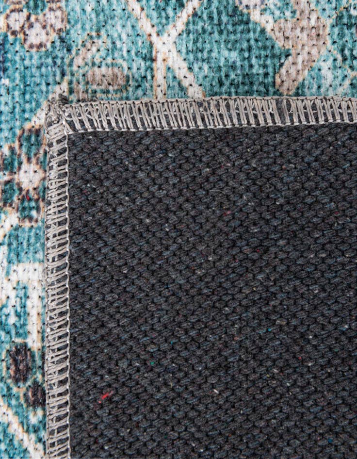 Detail image of 4' x 6' Washable Yara Rug