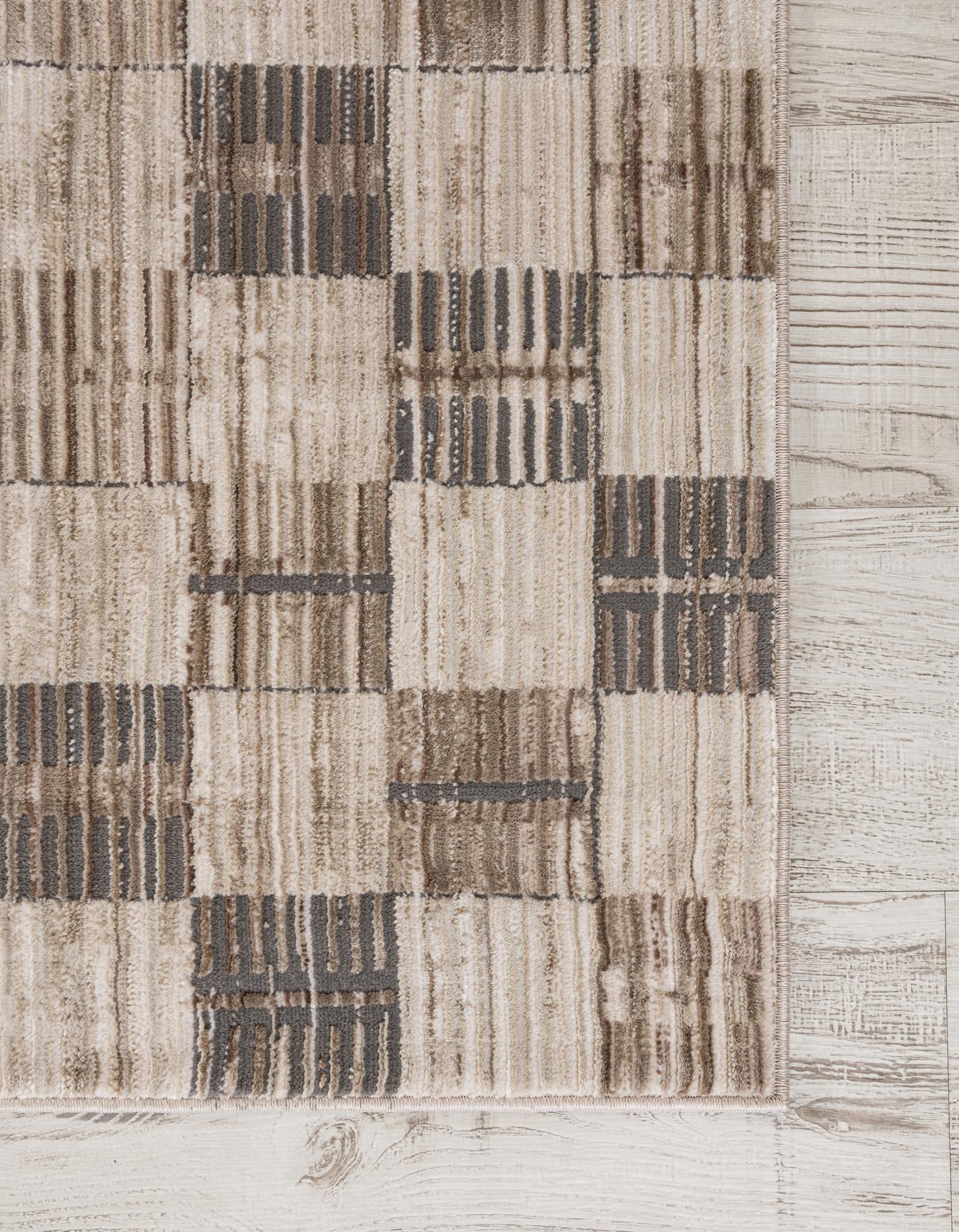 2' x 8' Silta Runner Rug