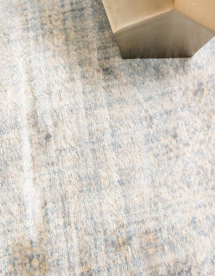 Detail image of 2' 2 x 6' Solaris Runner Rug