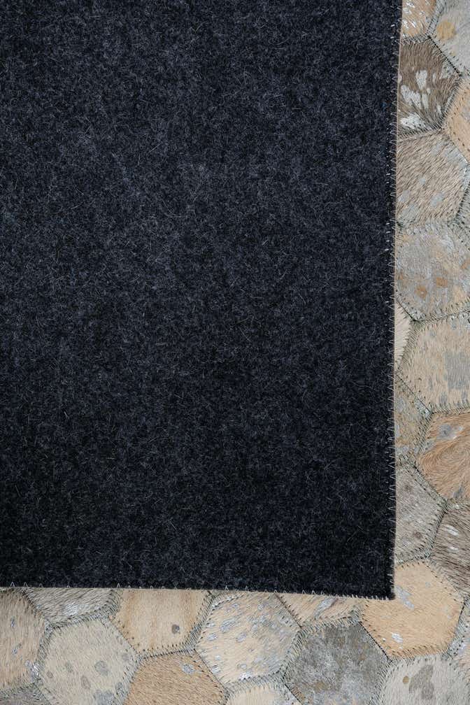 5' 1 x 8' Cowhide Leather Rug