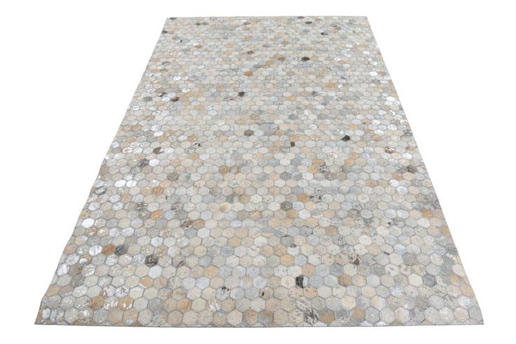 Detail image of 5' x 7' 10 Cowhide Leather Rug