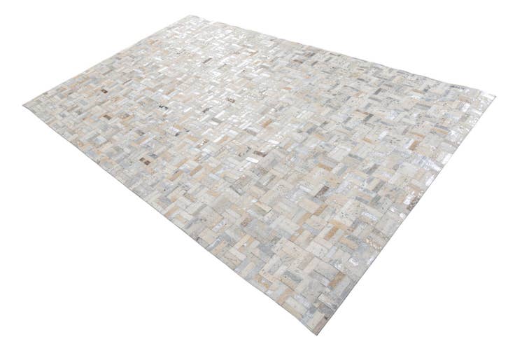 Detail image of 5' x 7' 10 Cowhide Leather Rug