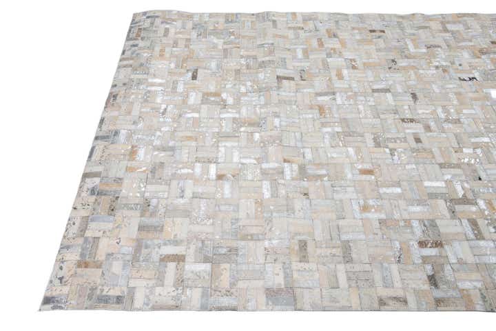 5' x 7' 10 Cowhide Leather Rug