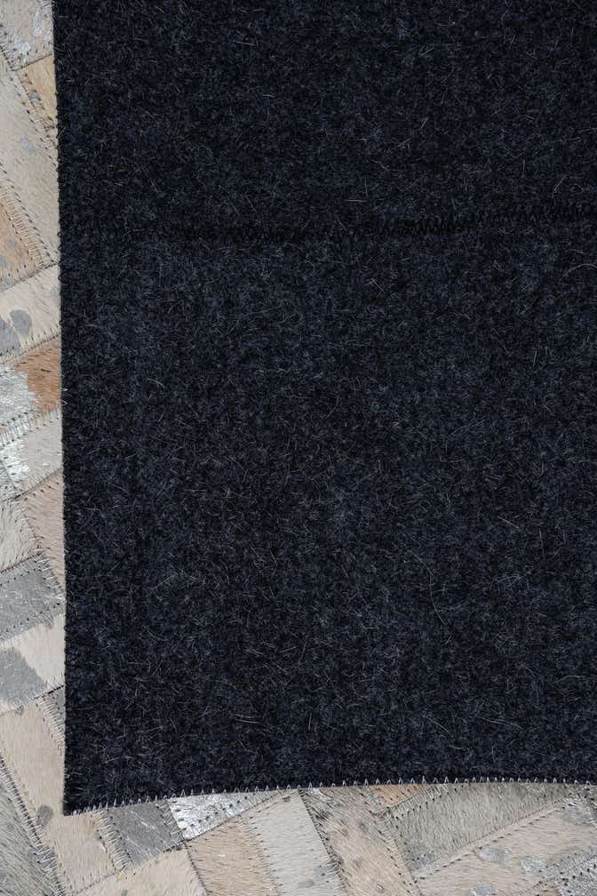 5' x 7' 10 Cowhide Leather Rug