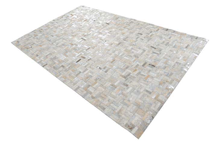 5' x 7' 10 Cowhide Leather Rug