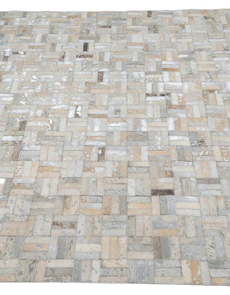 Detail image of 5' x 7' 10 Cowhide Leather Rug