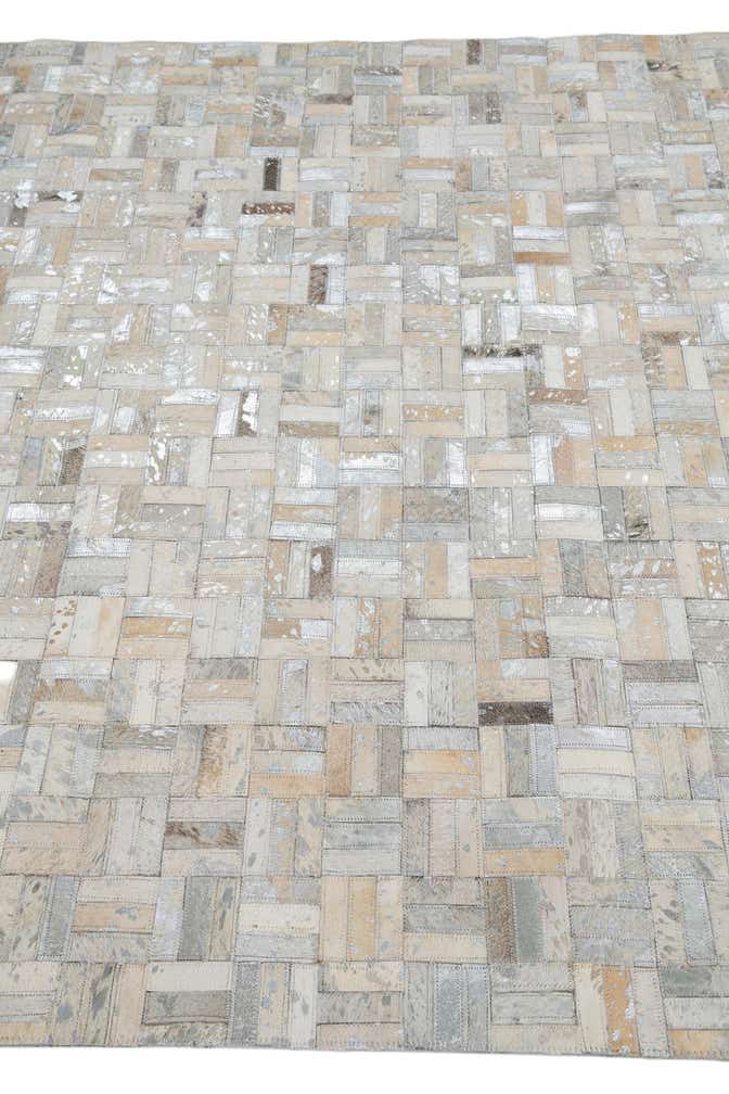 5' x 7' 10 Cowhide Leather Rug