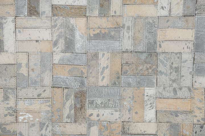 5' x 7' 10 Cowhide Leather Rug