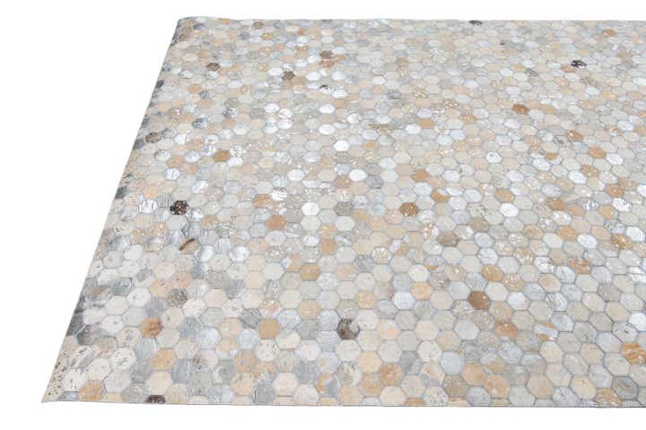 5' x 8' Cowhide Leather Rug