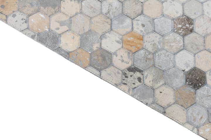 5' x 8' Cowhide Leather Rug