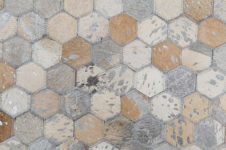 5' x 8' Cowhide Leather Rug
