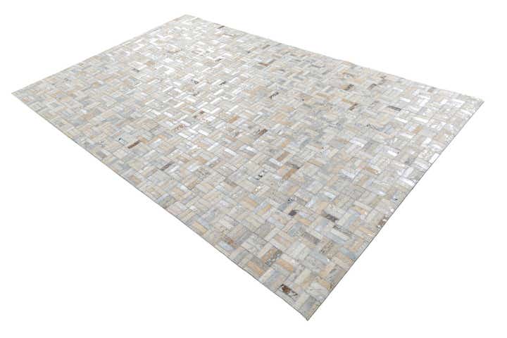 5' x 7' 10 Cowhide Leather Rug