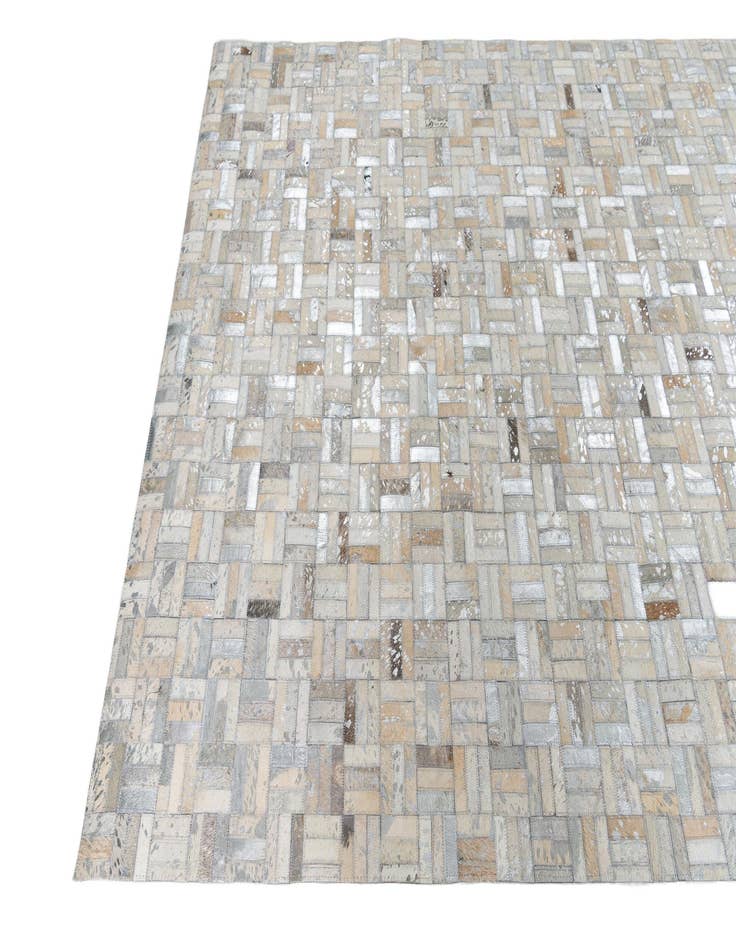 Detail image of 5' x 7' 10 Cowhide Leather Rug