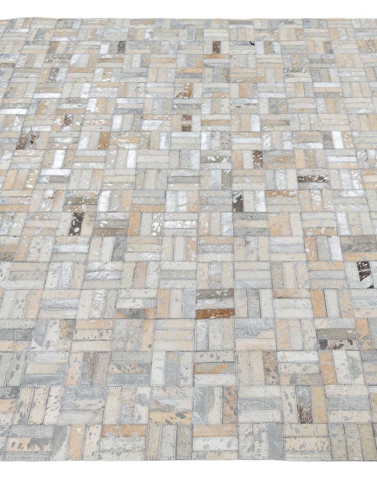 Detail image of 5' x 7' 10 Cowhide Leather Rug