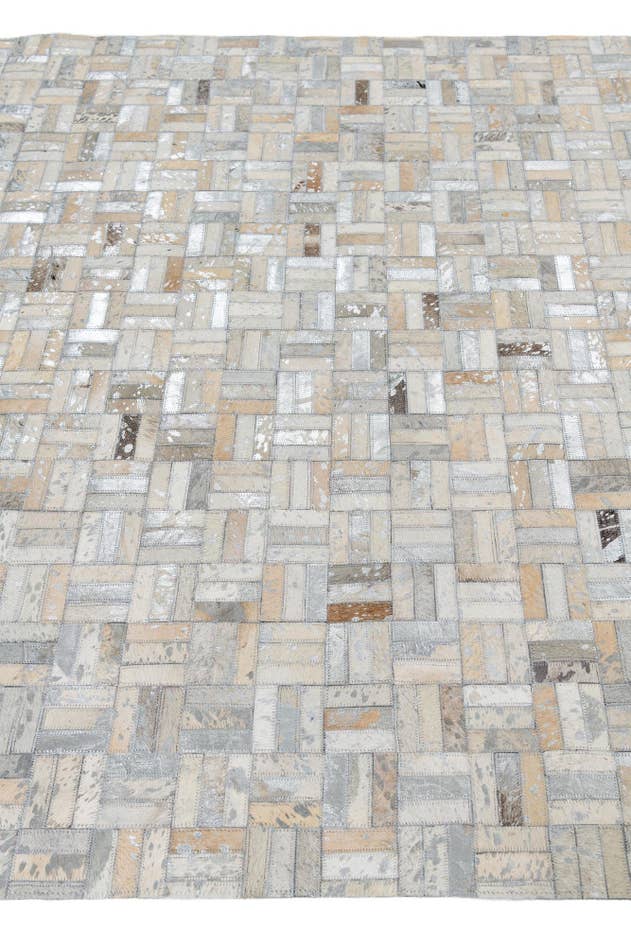 Detail image of 5' x 7' 10 Cowhide Leather Rug