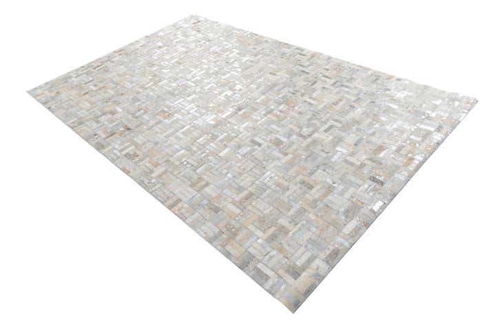 5' x 7' 9 Cowhide Leather Rug
