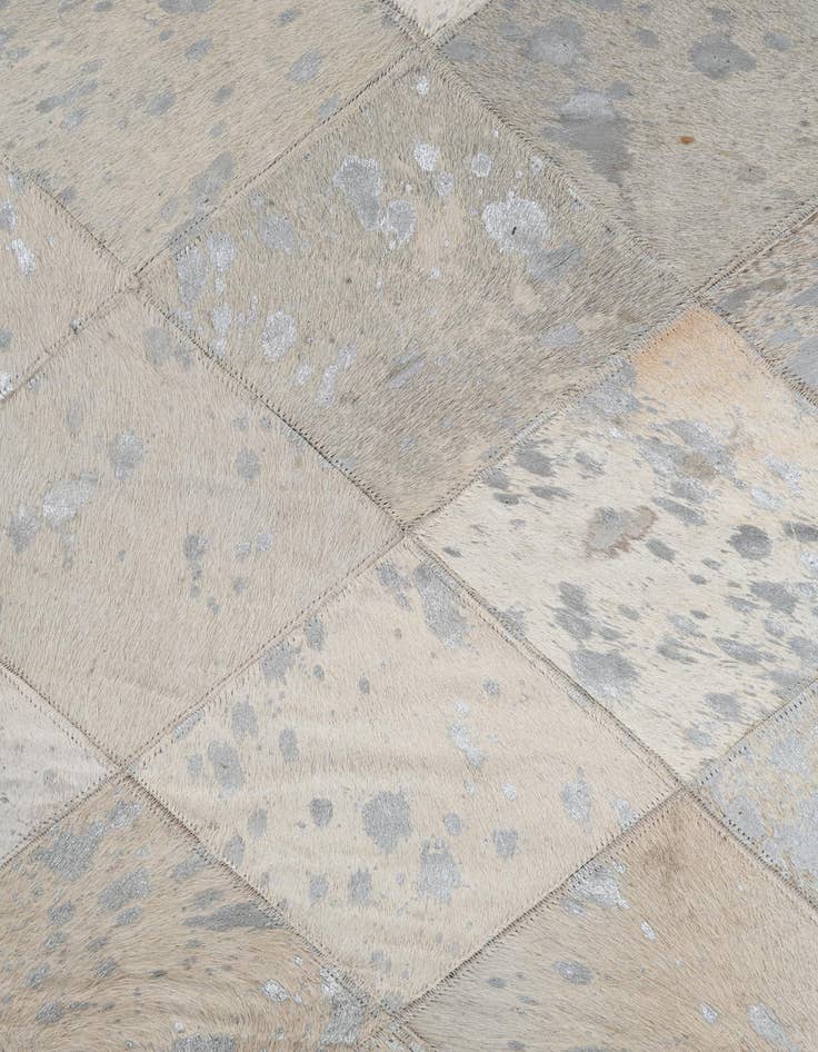 Detail image of 4' x 5' 10 Cowhide Leather Rug