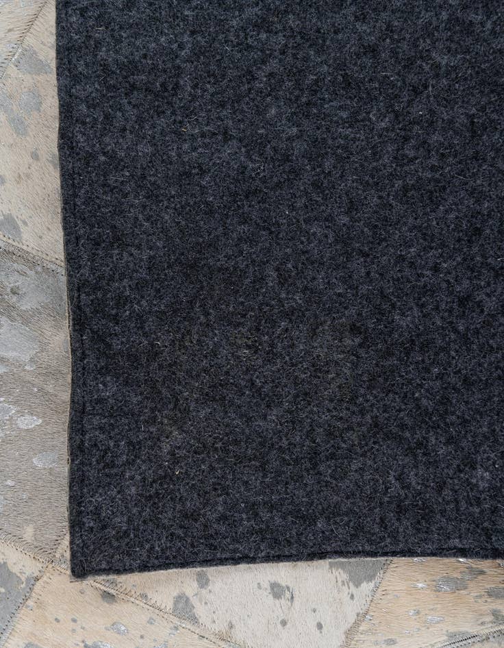 Detail image of 4' x 5' 10 Cowhide Leather Rug