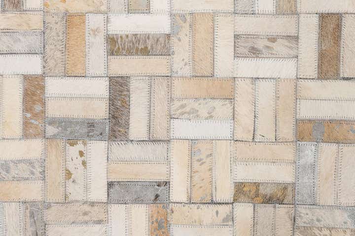 5' x 8' Cowhide Leather Rug