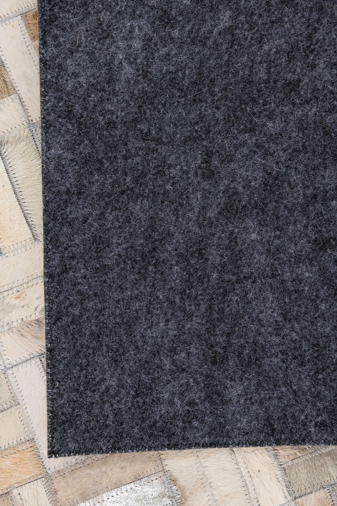5' x 8' Cowhide Leather Rug