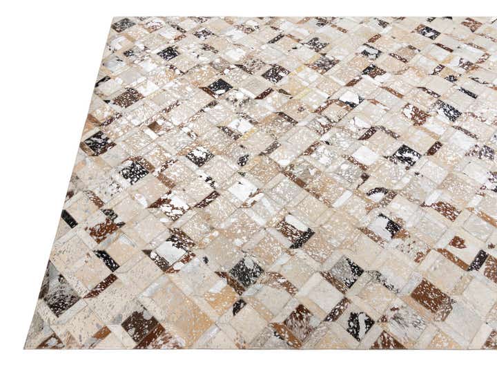 5' x 8' Cowhide Leather Rug