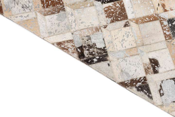 5' x 8' Cowhide Leather Rug
