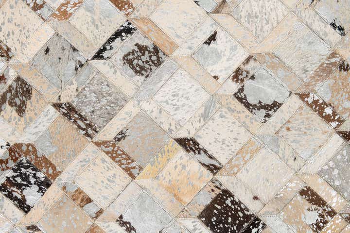 5' x 8' Cowhide Leather Rug