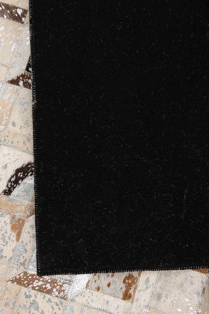 5' x 8' Cowhide Leather Rug