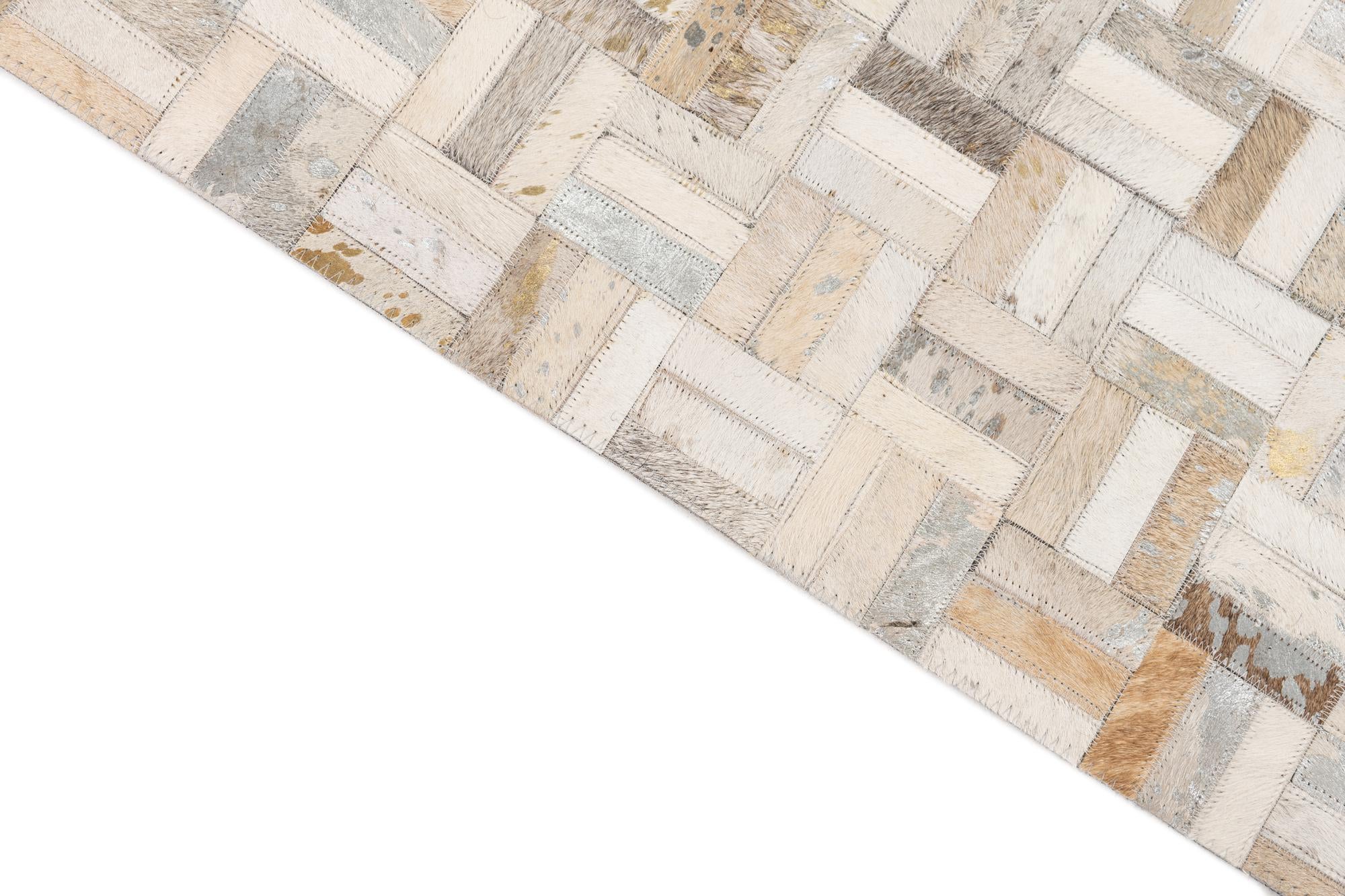 5' 2 x 8' Cowhide Leather Rug