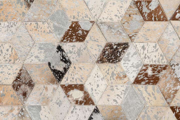 5' x 7' 10 Cowhide Leather Rug