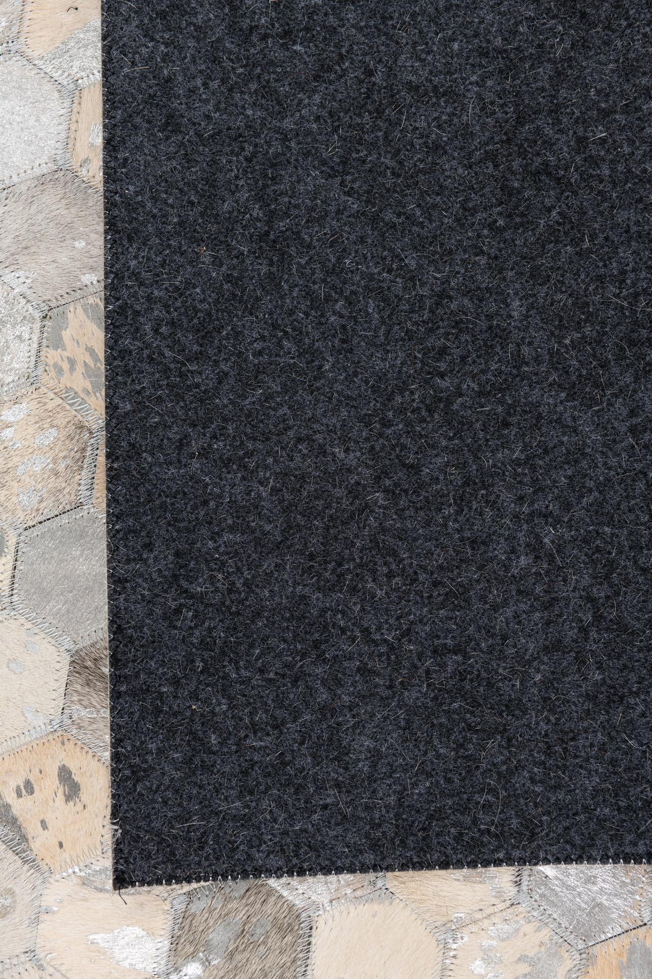 5' x 8' Cowhide Leather Rug