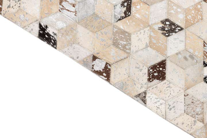 5' x 8' Cowhide Leather Rug