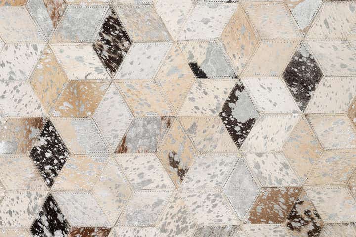 5' x 8' Cowhide Leather Rug