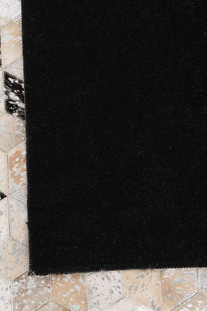 5' x 8' Cowhide Leather Rug