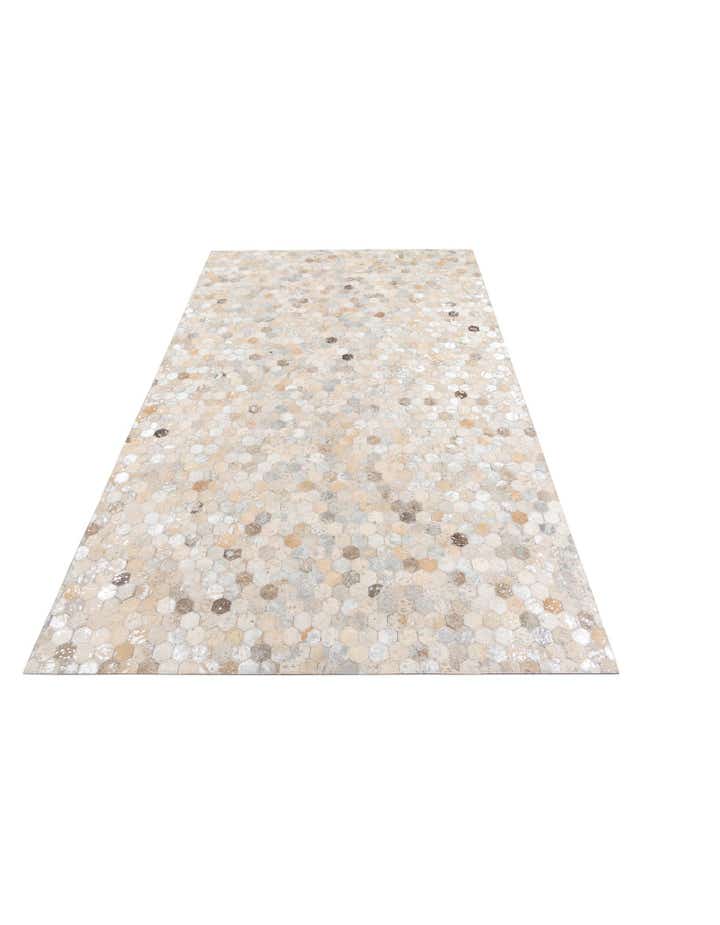 5' x 8' Cowhide Leather Rug